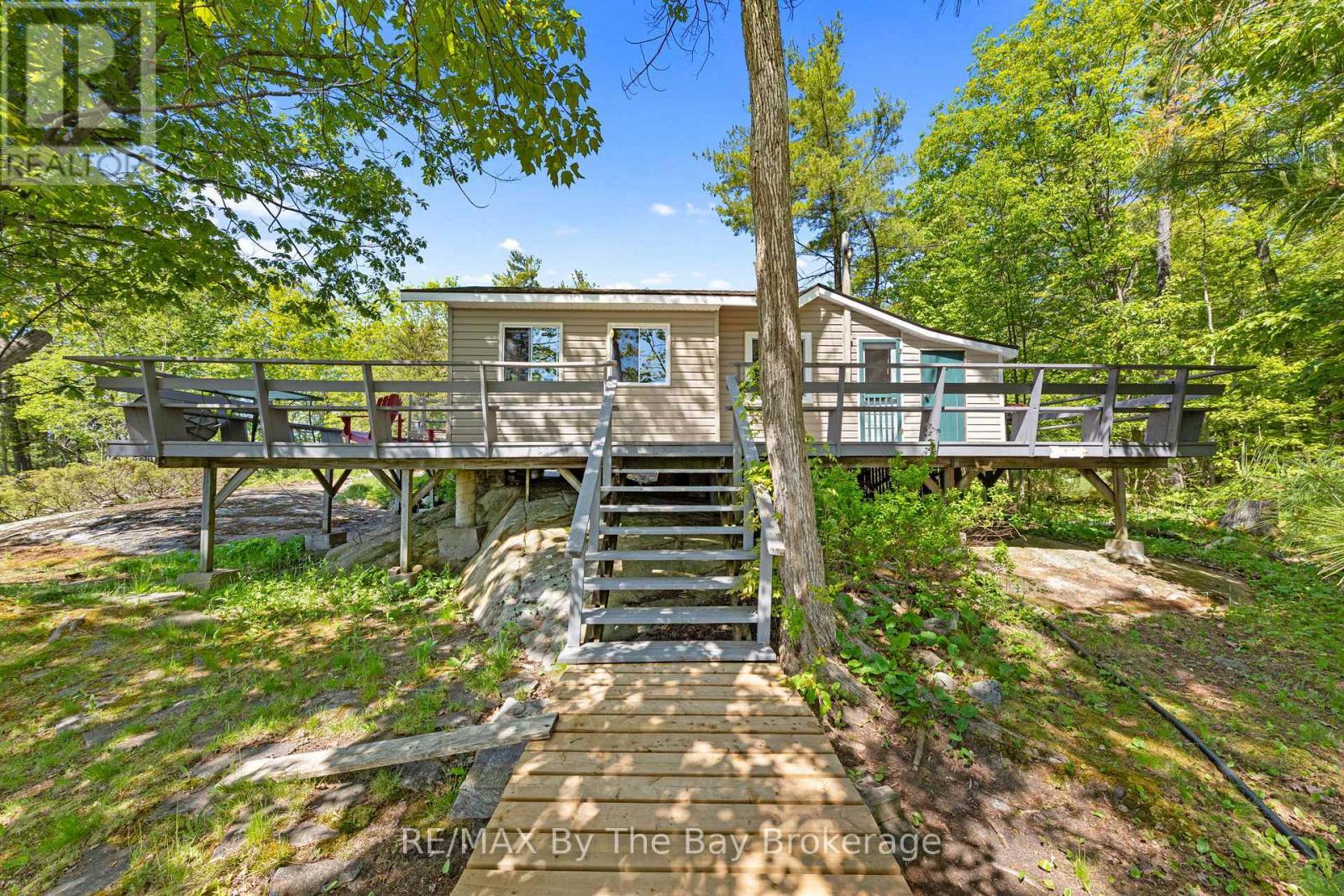 6980 Island 1810/Bone Island, Georgian Bay (Gibson), ON