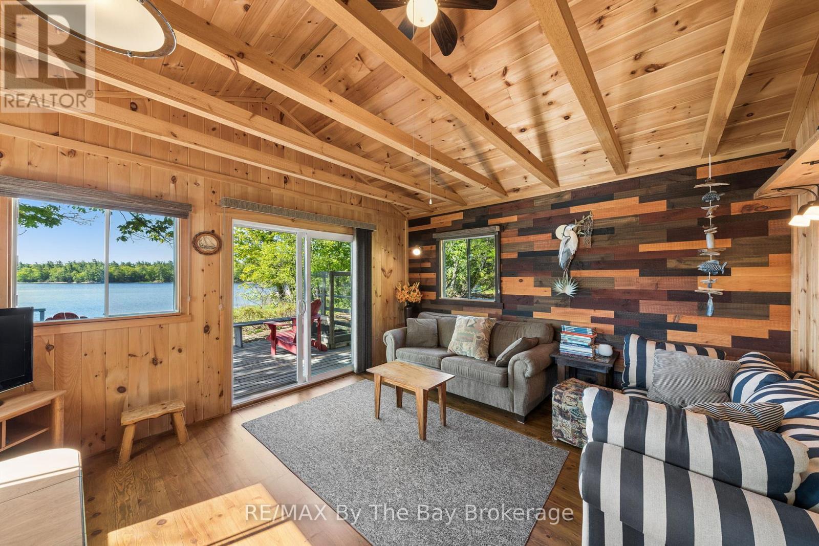 6980 Island 1810/Bone Island, Georgian Bay (Gibson), ON