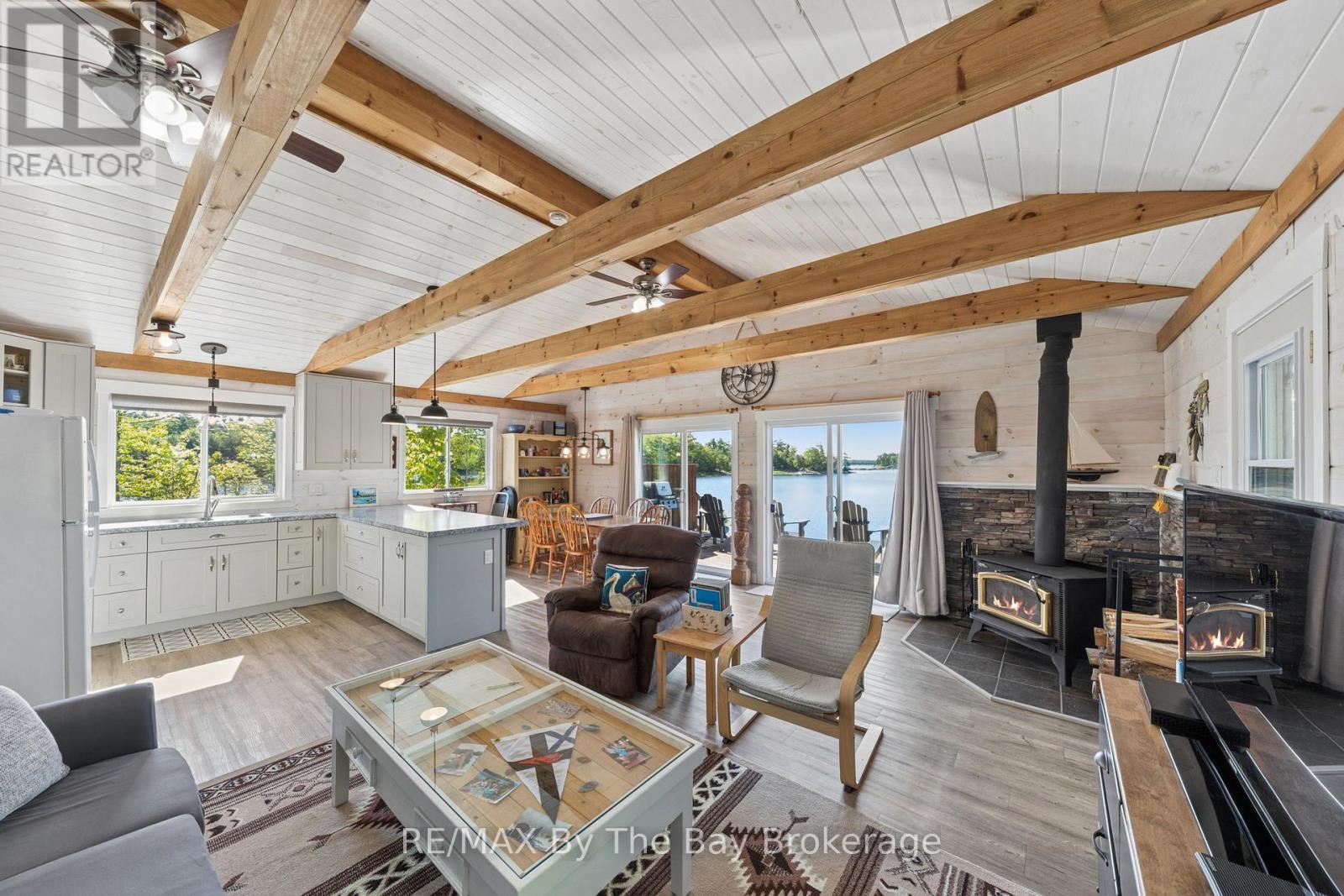 6980 Island 1810/Bone Island, Georgian Bay (Gibson), ON