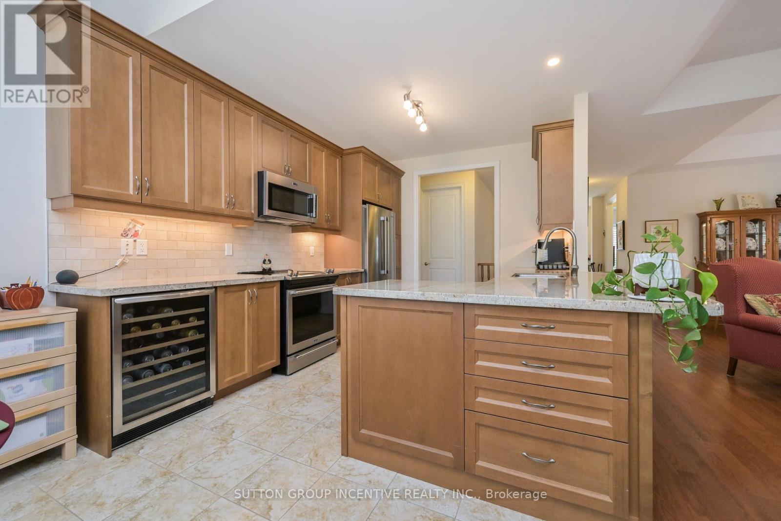 110 Ridge Way, New Tecumseth, ON