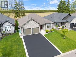 14 STONEBRIDGE Place Simcoe, ON N3Y 0B5