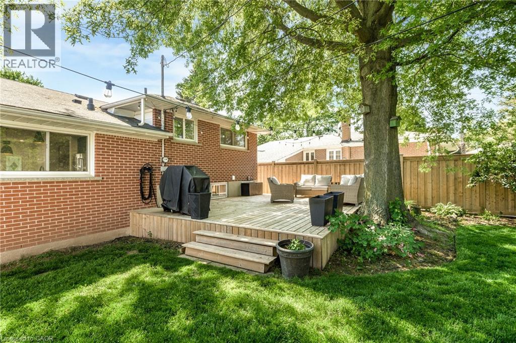 377 Duncombe Drive, Burlington, ON