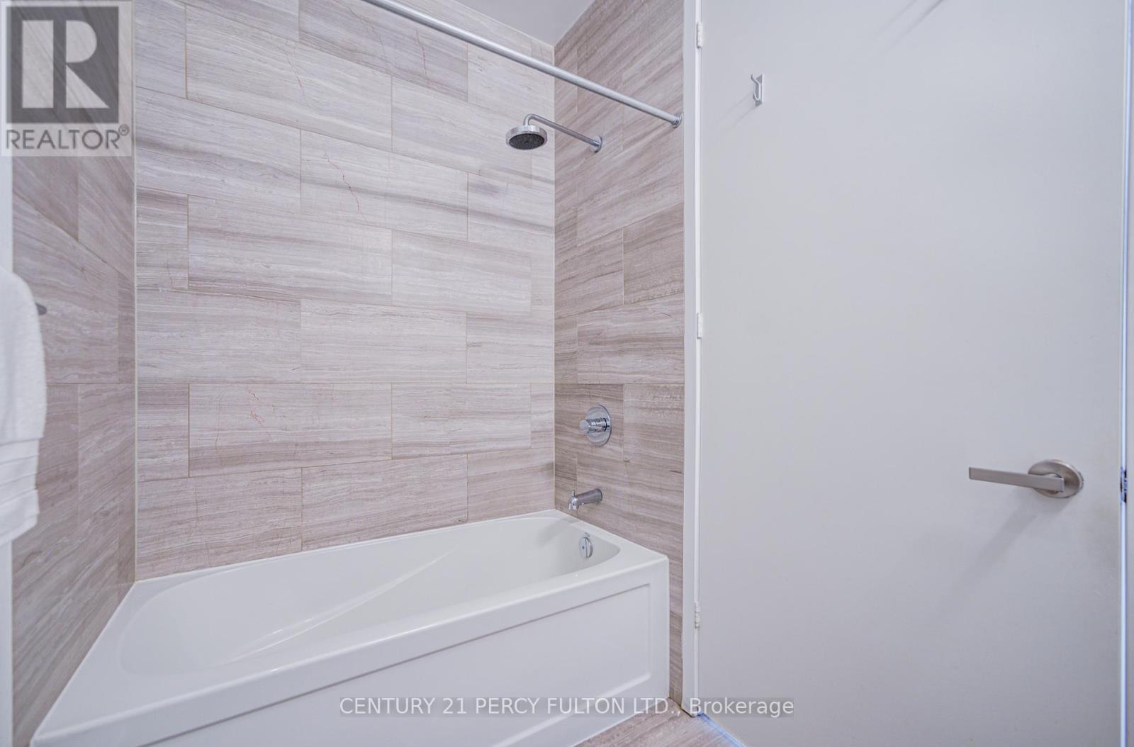 6901 - 100 Harbour Street, Toronto, ON