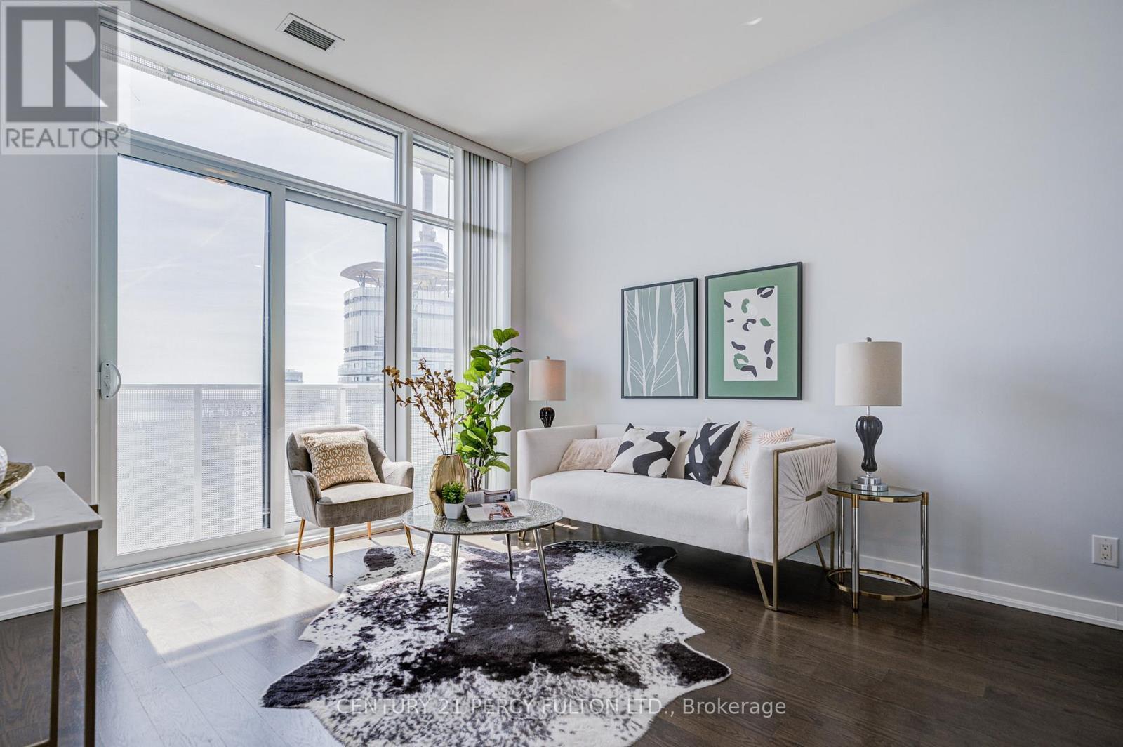 6901 - 100 Harbour Street, Toronto, ON