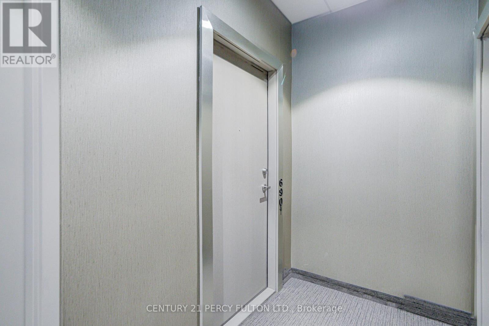 6901 - 100 Harbour Street, Toronto, ON