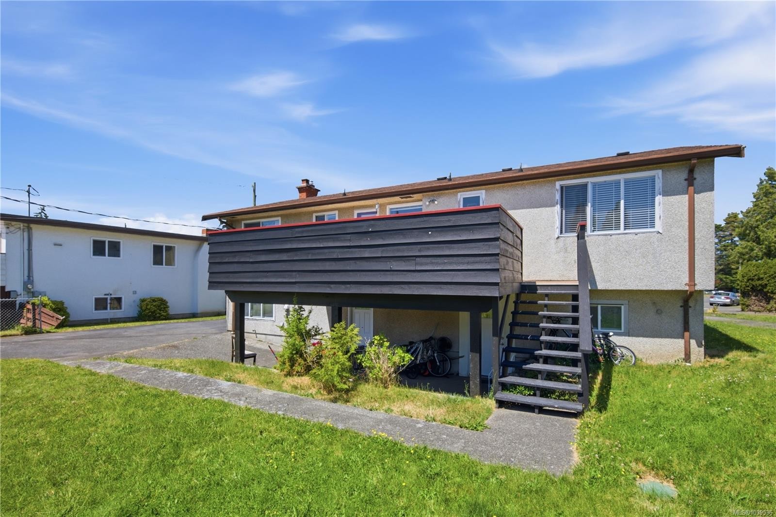 3971 Cedarwood St, Saanich, BC