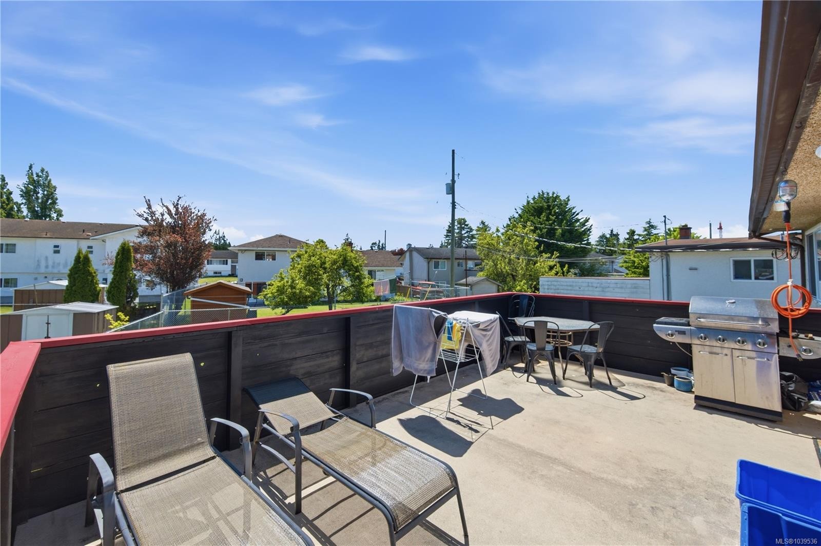 3971 Cedarwood St, Saanich, BC
