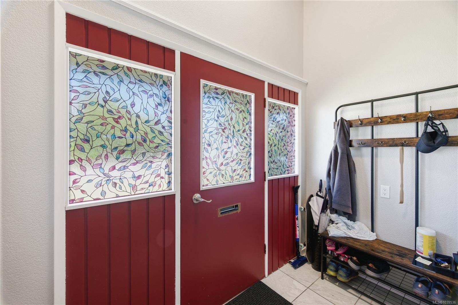 3971 Cedarwood St, Saanich, BC