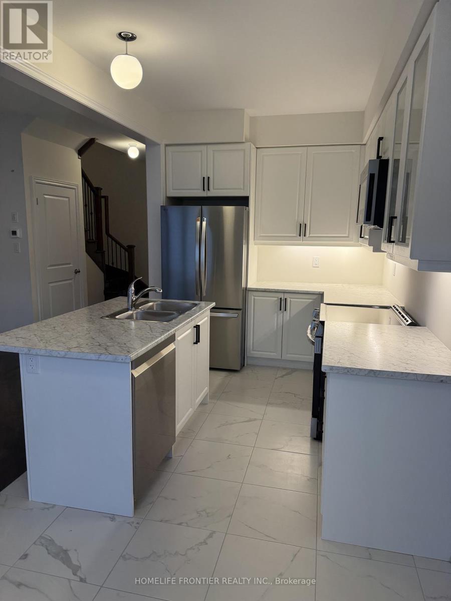 10 Durham Avenue, Barrie, ON