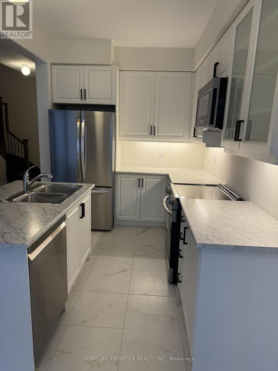 10 Durham Avenue, Barrie, ON