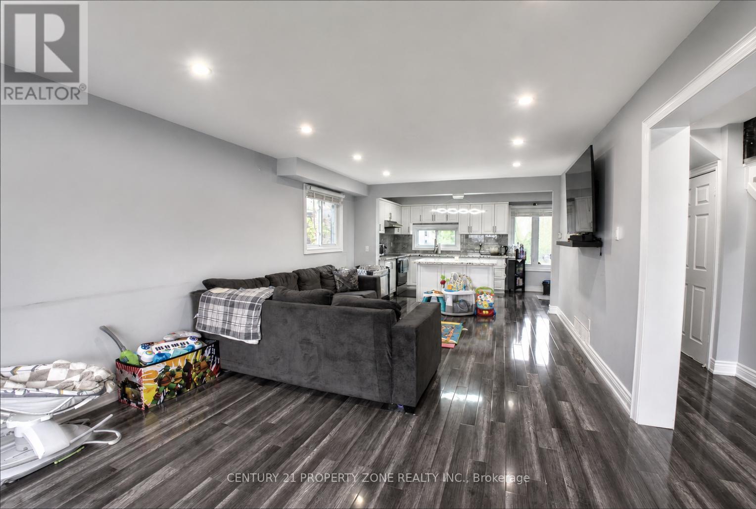 7652 Roselle Crescent, Mississauga, ON