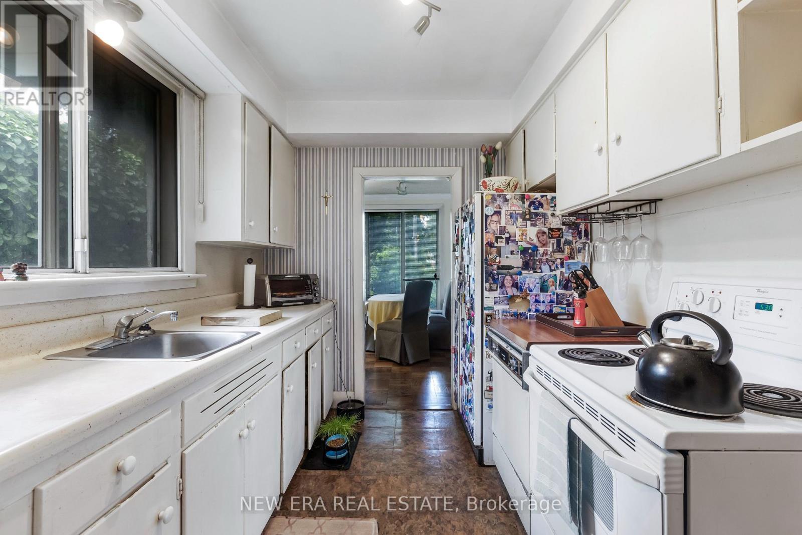 45 Mattice Avenue, Toronto, ON