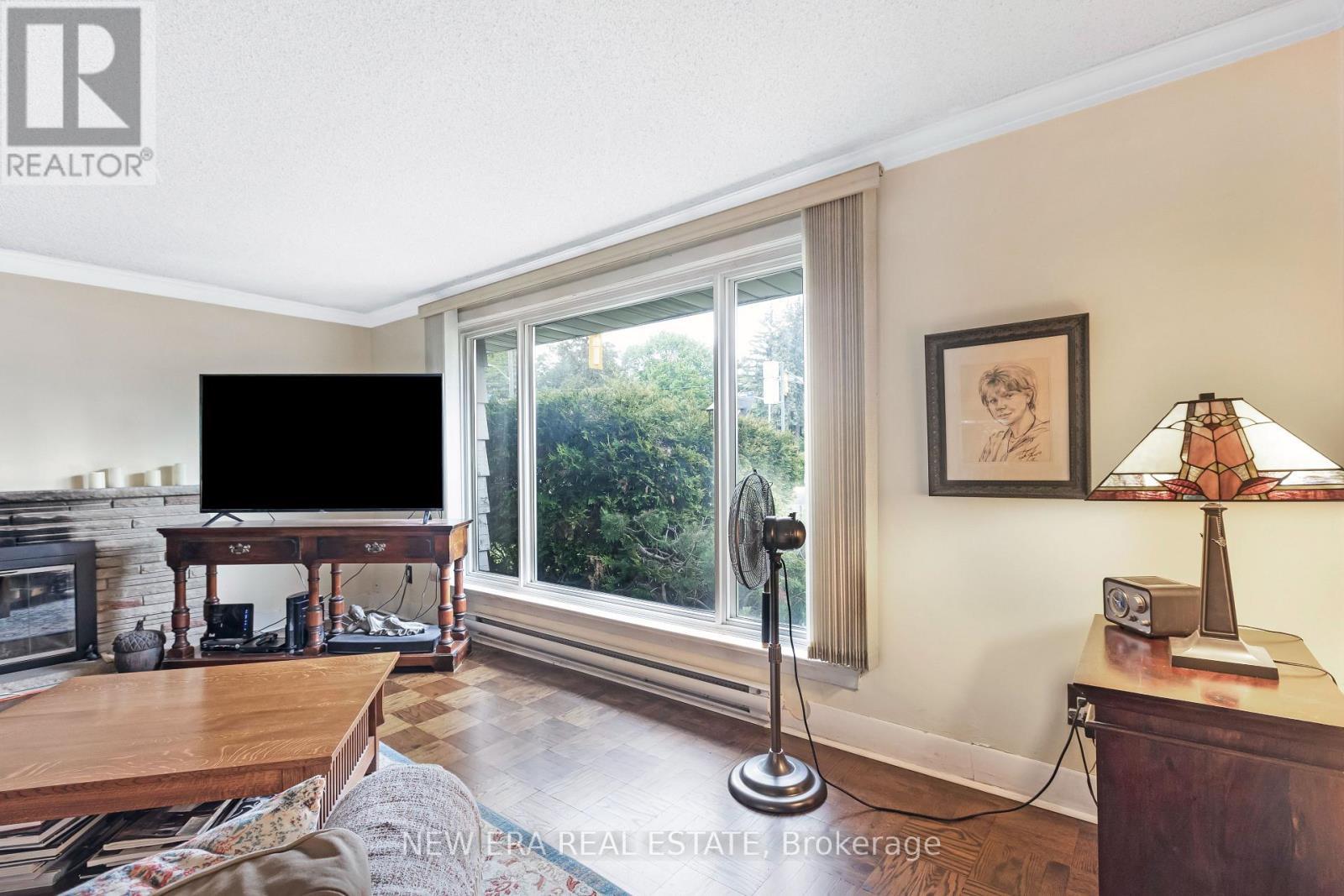 45 Mattice Avenue, Toronto, ON