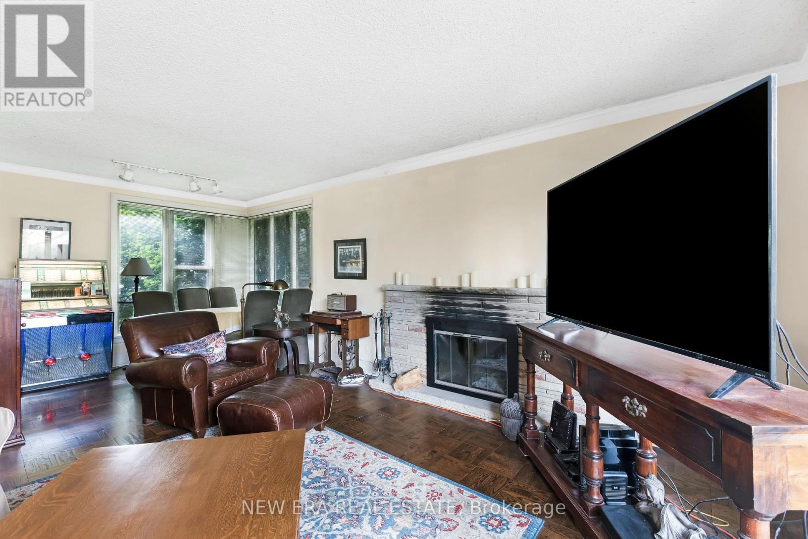 45 Mattice Avenue, Toronto, ON