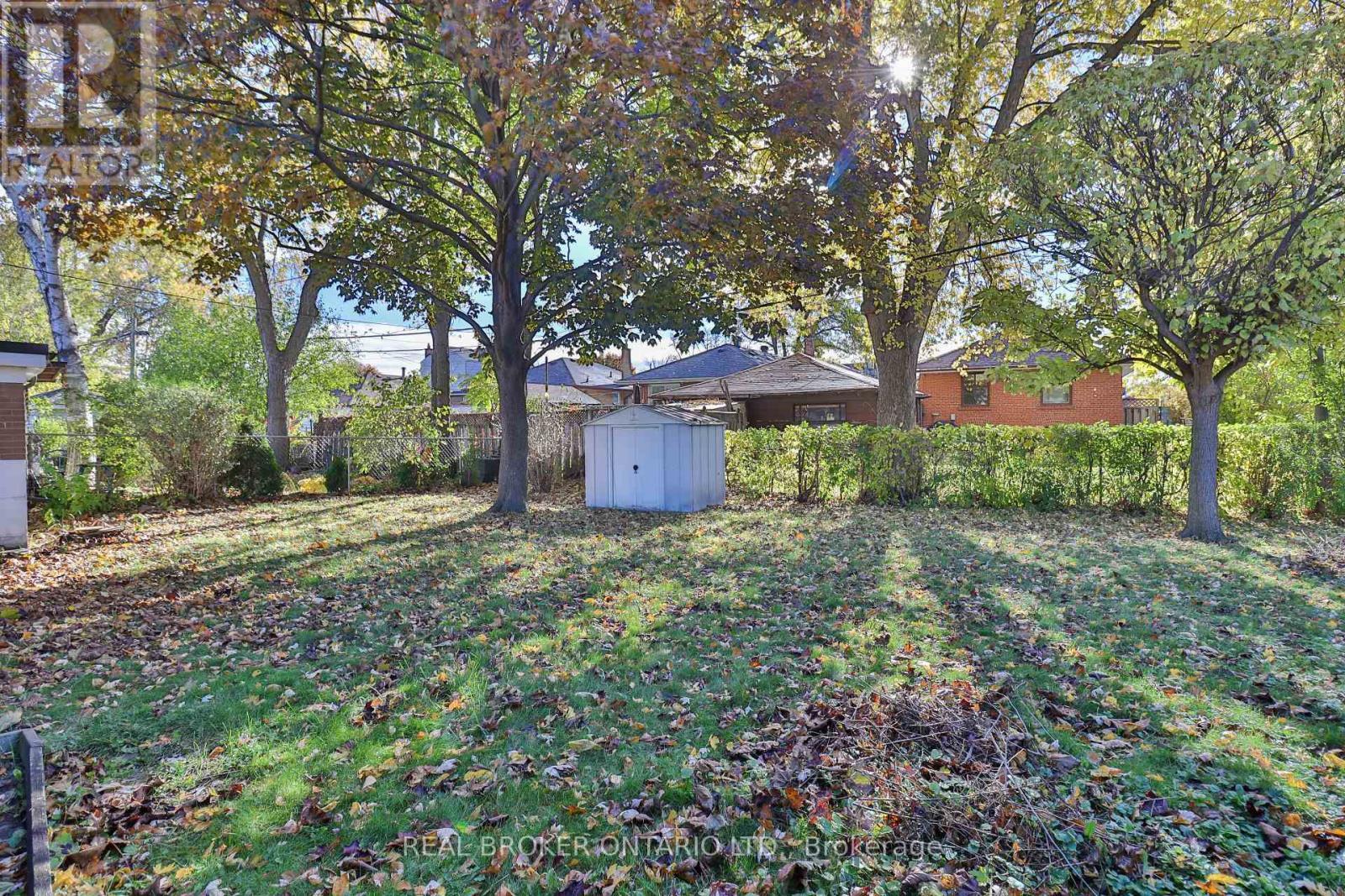32 Christina Crescent, Toronto, ON