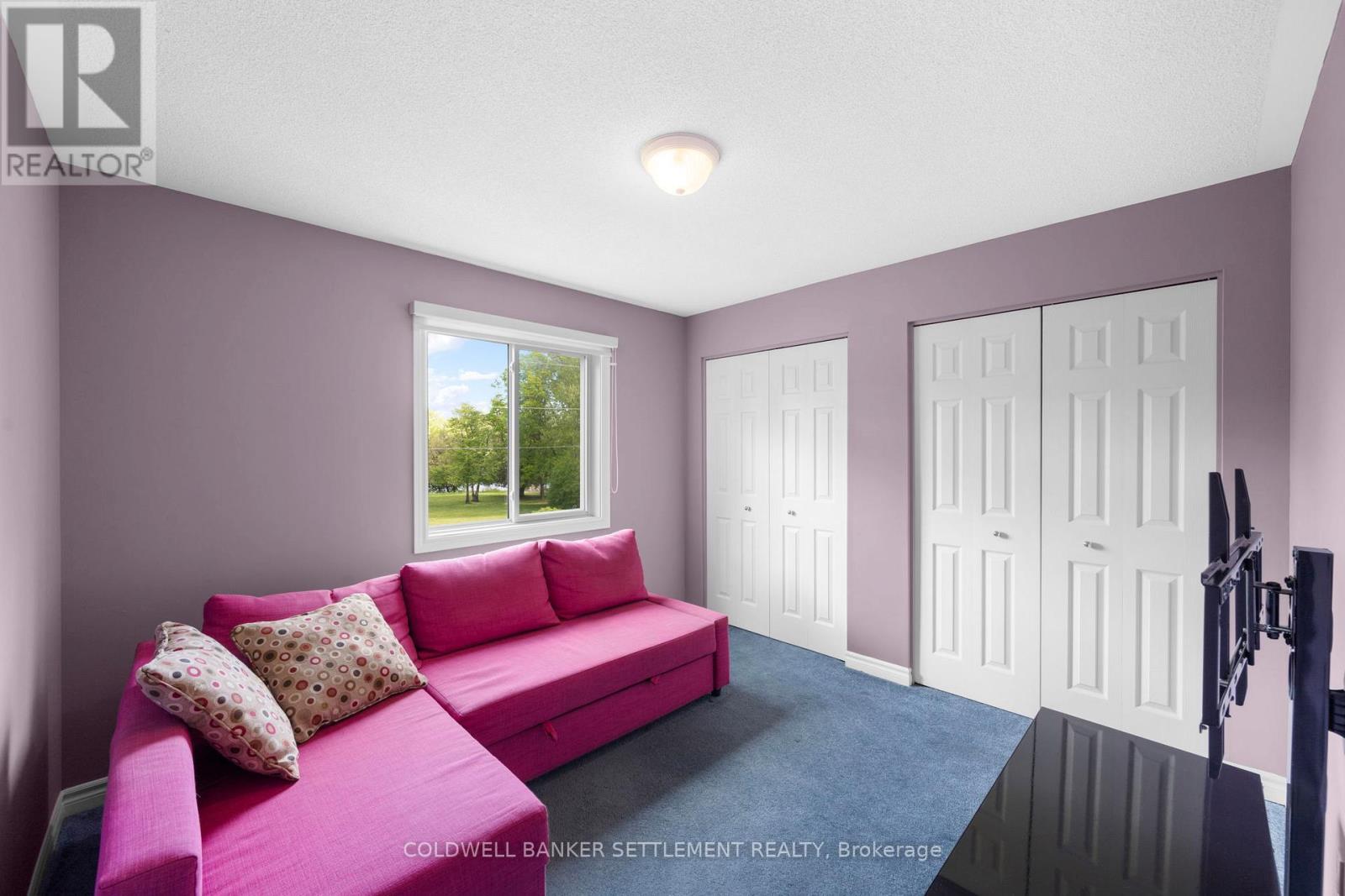 42 Berry Park Lane, Rideau Lakes, ON