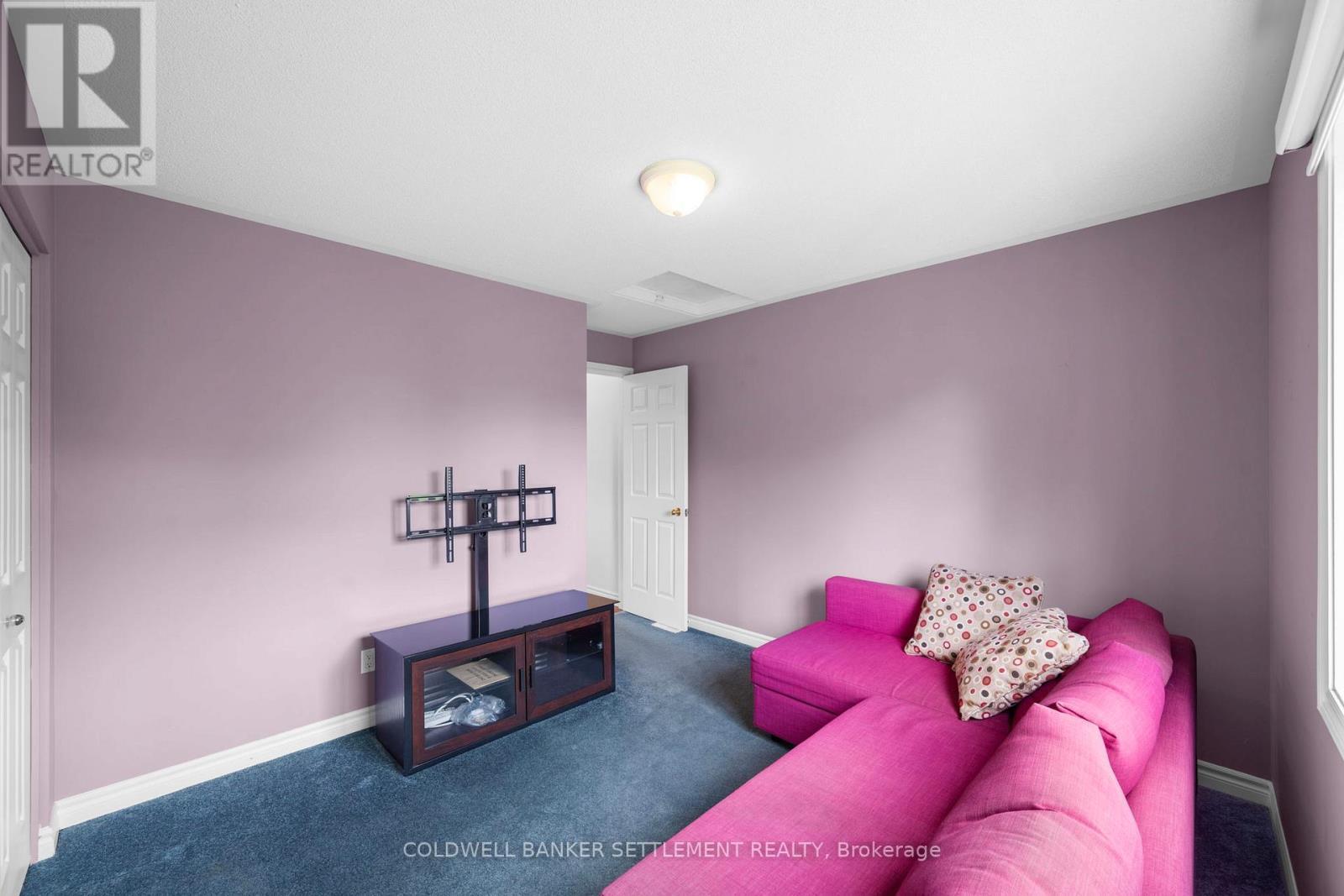 42 Berry Park Lane, Rideau Lakes, ON