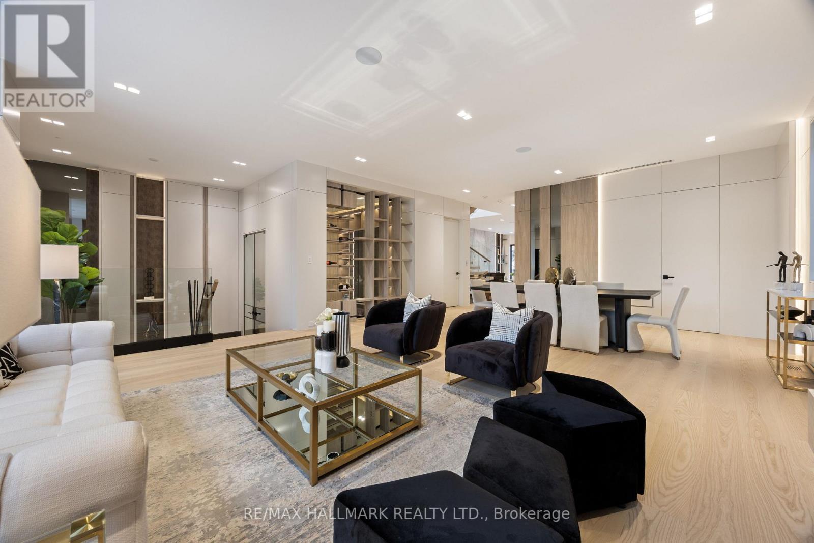 652 Bedford Park Avenue, Toronto, ON