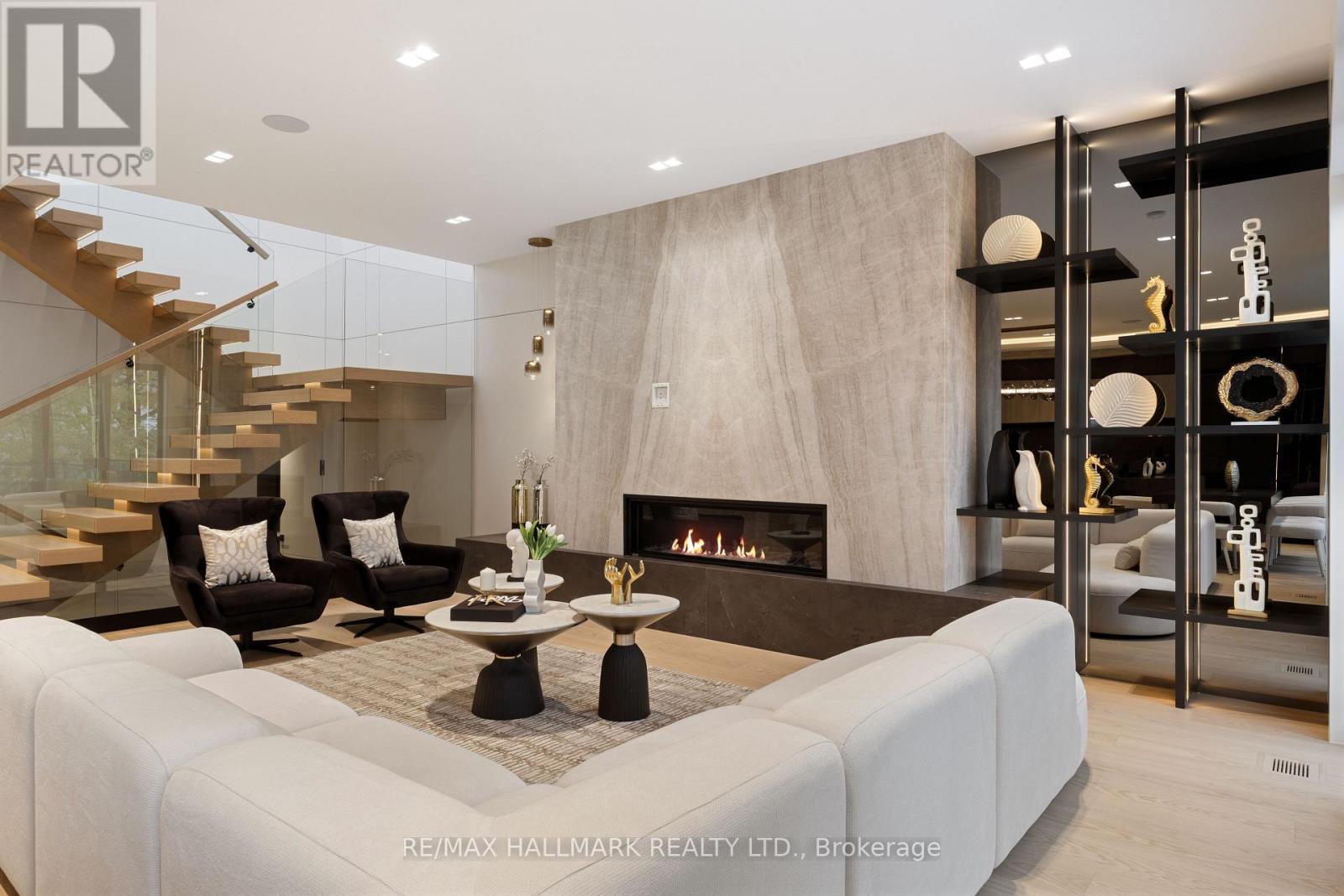 652 Bedford Park Avenue, Toronto, ON