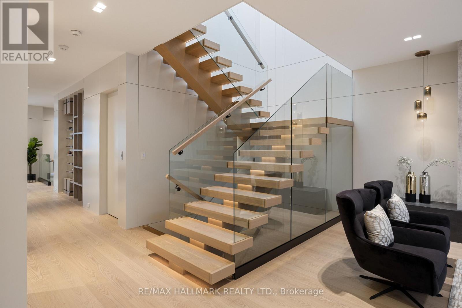 652 Bedford Park Avenue, Toronto, ON