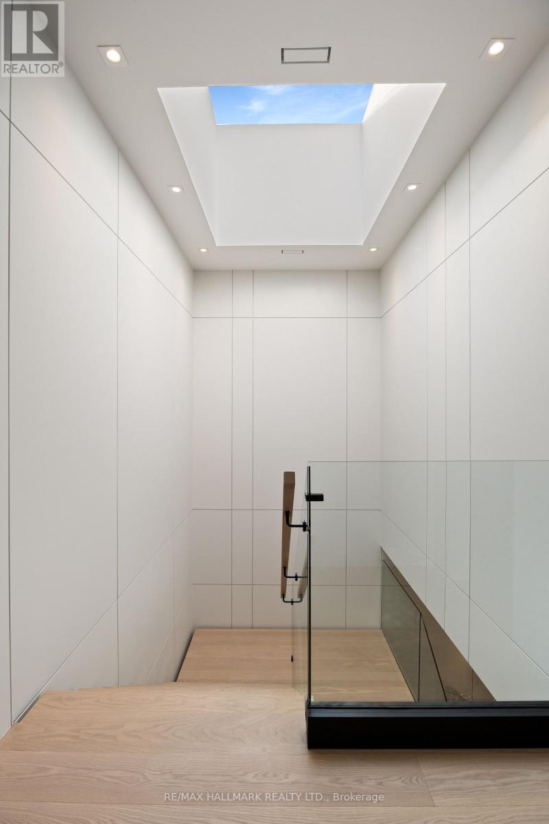 652 Bedford Park Avenue, Toronto, ON