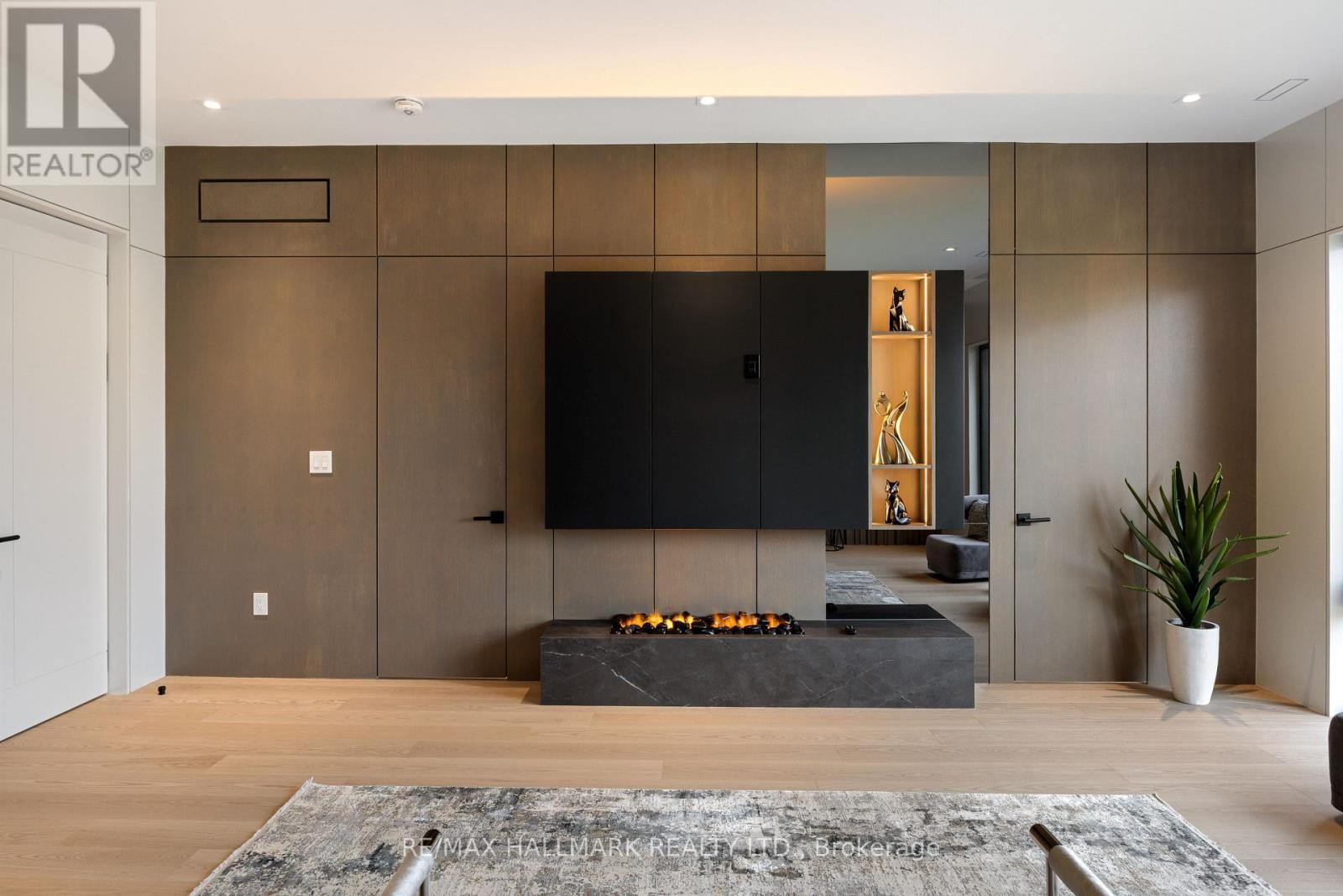 652 Bedford Park Avenue, Toronto, ON