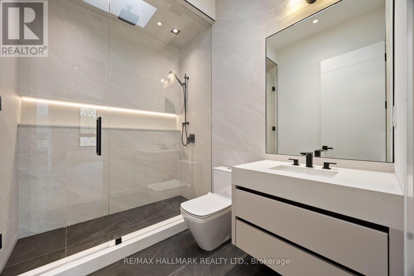 652 Bedford Park Avenue, Toronto, ON