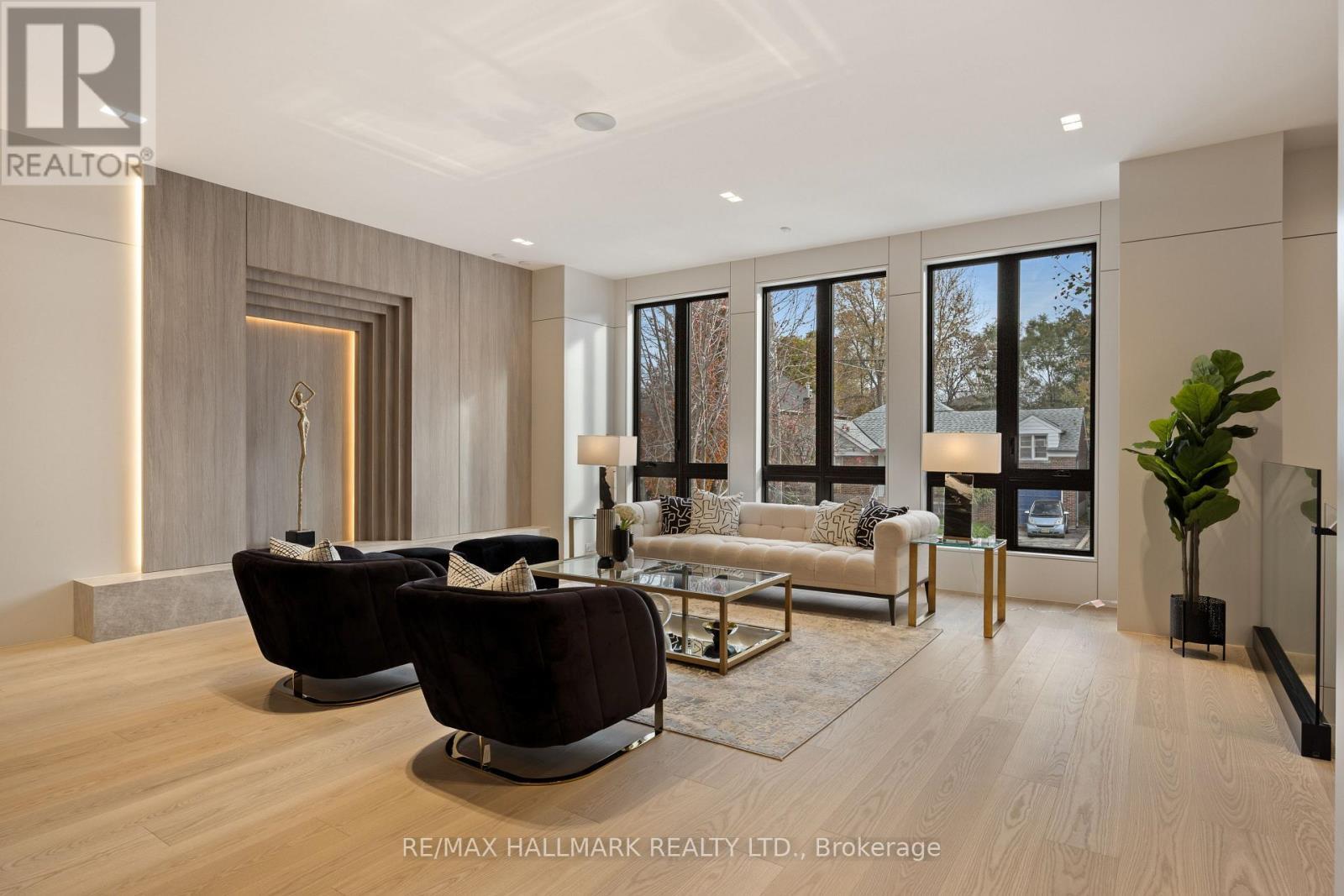 652 Bedford Park Avenue, Toronto, ON