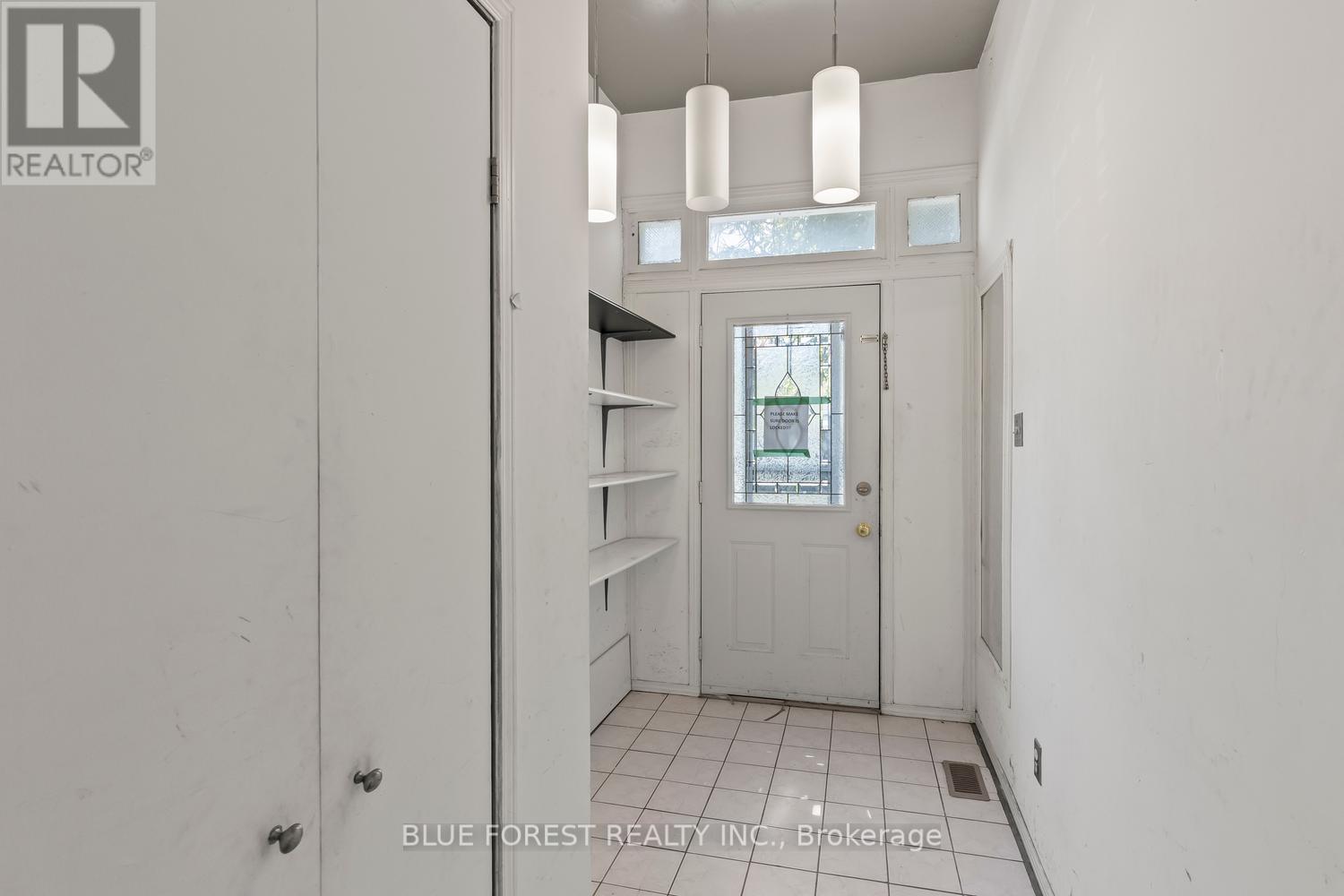 208 Maitland Street, London East (East K), ON - Indoor Photo Showing Other Room