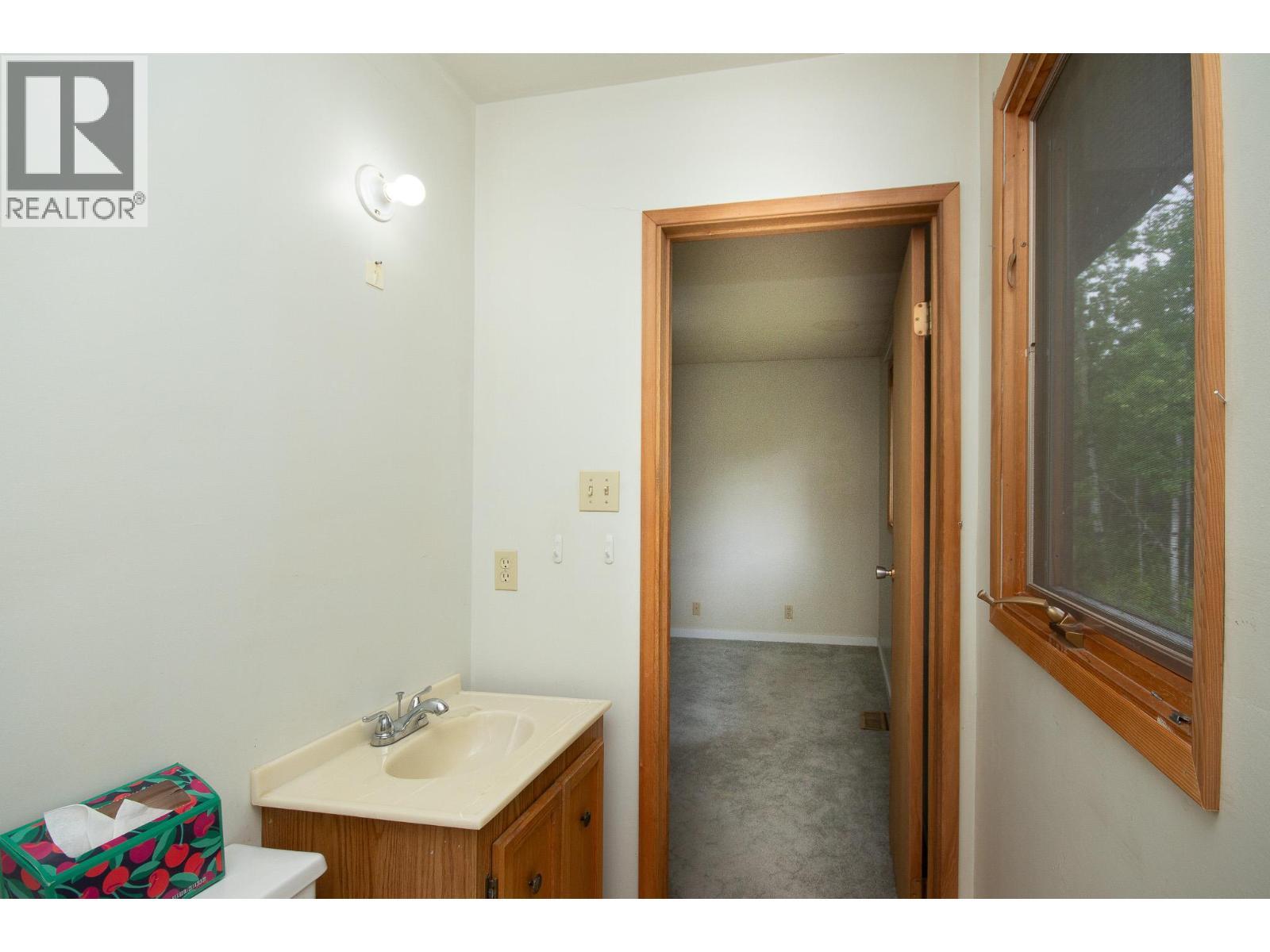 9616 227 Road, Dawson Creek, BC