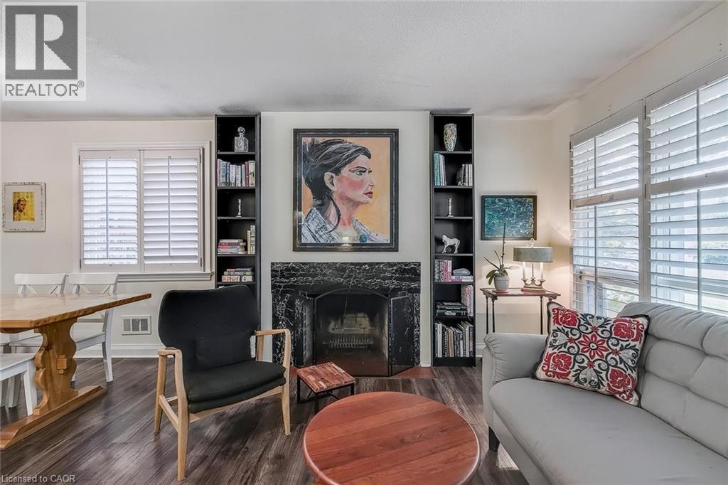 17 Orchard Crescent, Guelph, ON