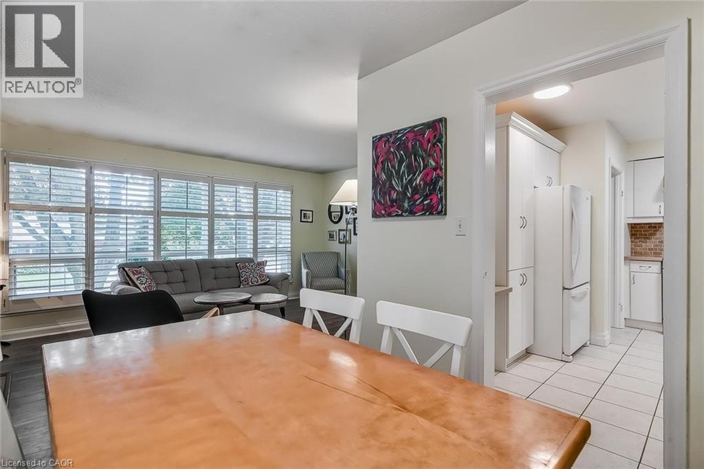 17 Orchard Crescent, Guelph, ON