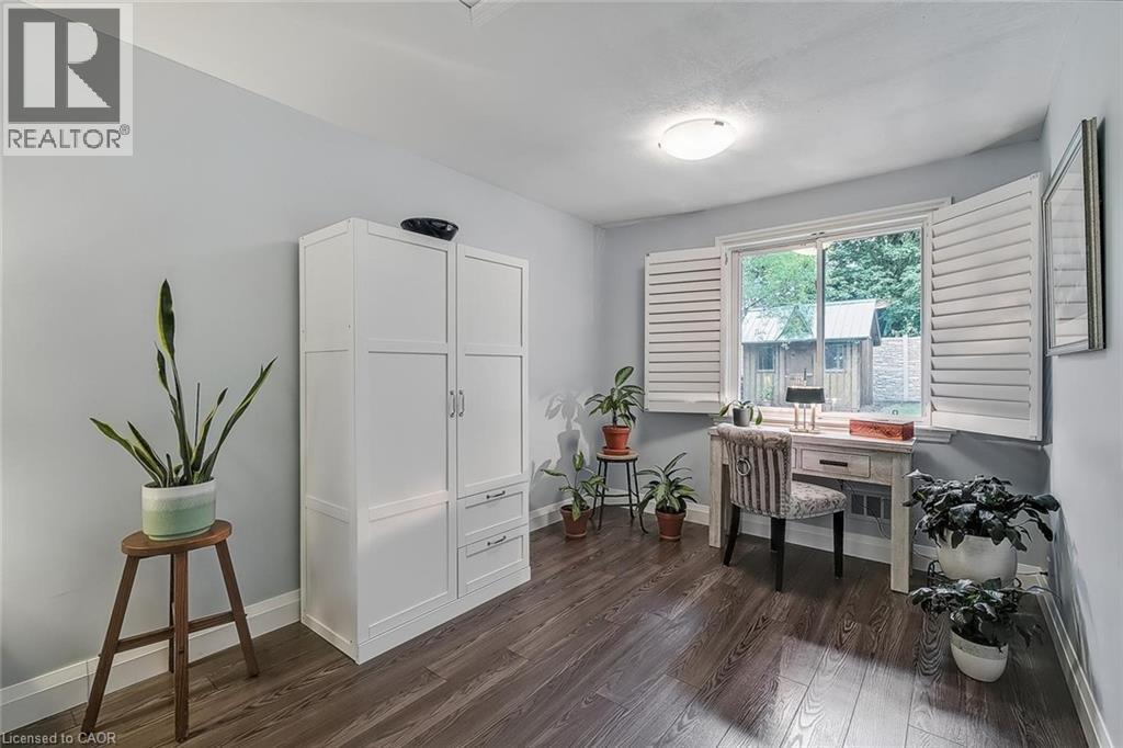 17 Orchard Crescent, Guelph, ON