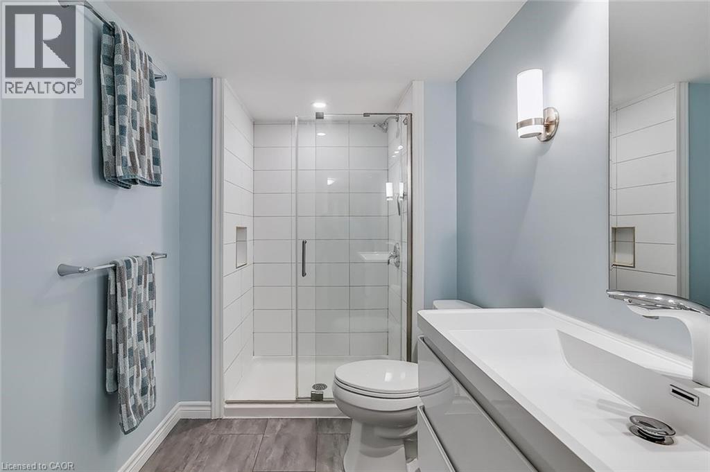 17 Orchard Crescent, Guelph, ON