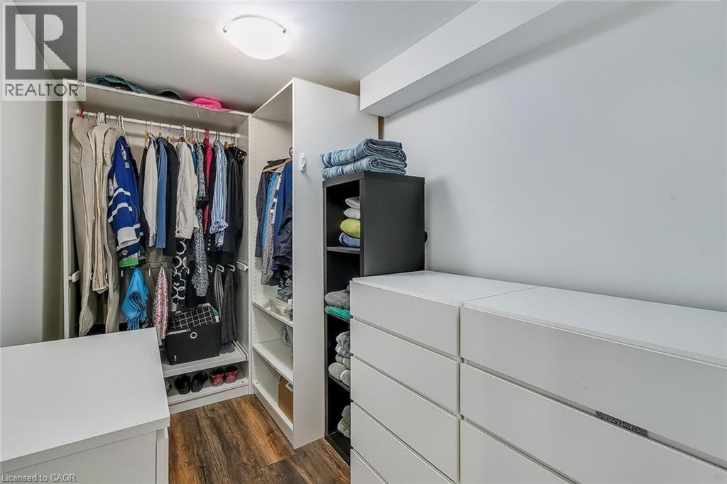 17 Orchard Crescent, Guelph, ON