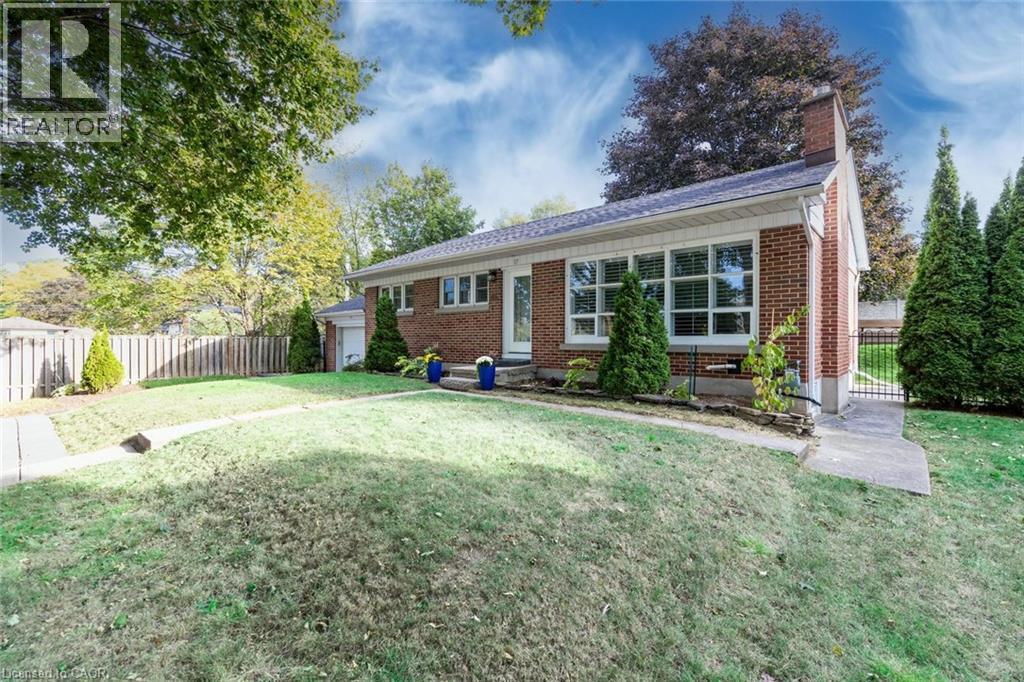 17 Orchard Crescent, Guelph, ON