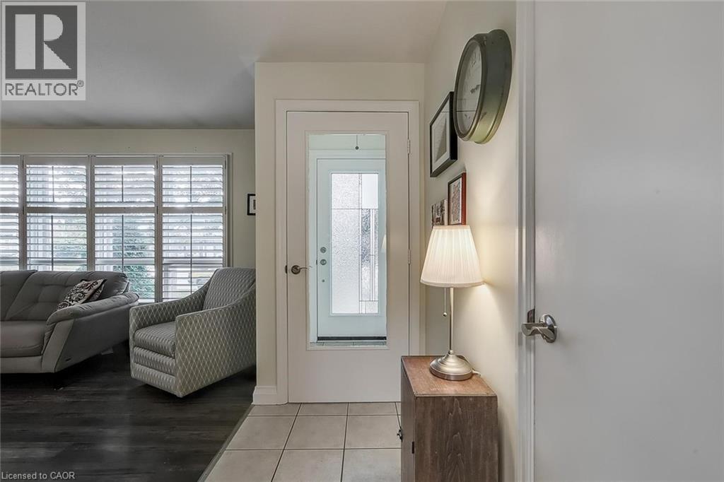 17 Orchard Crescent, Guelph, ON