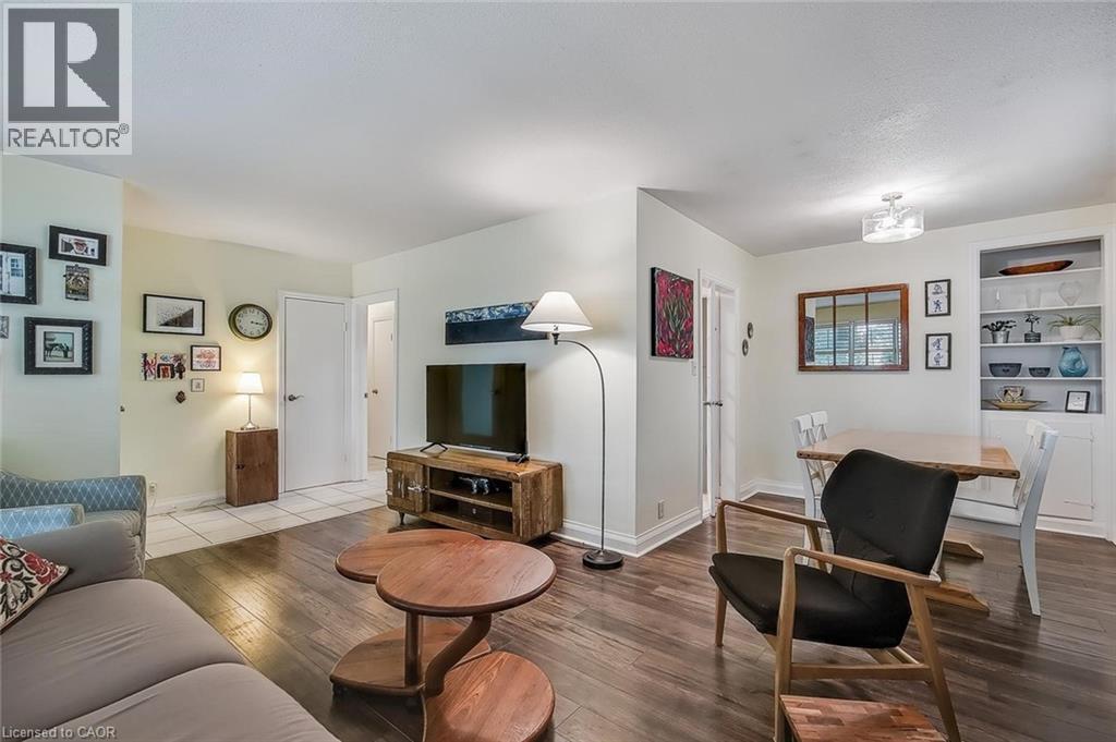 17 Orchard Crescent, Guelph, ON
