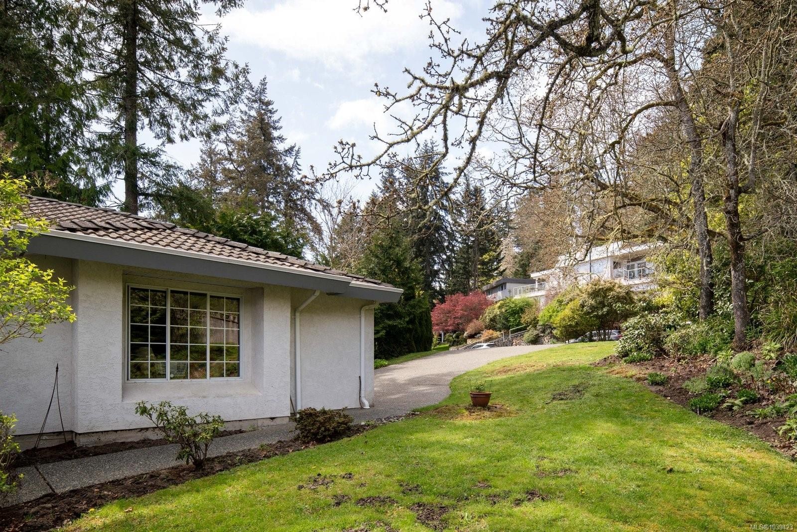 4617 Cliffwood Pl, Saanich, BC