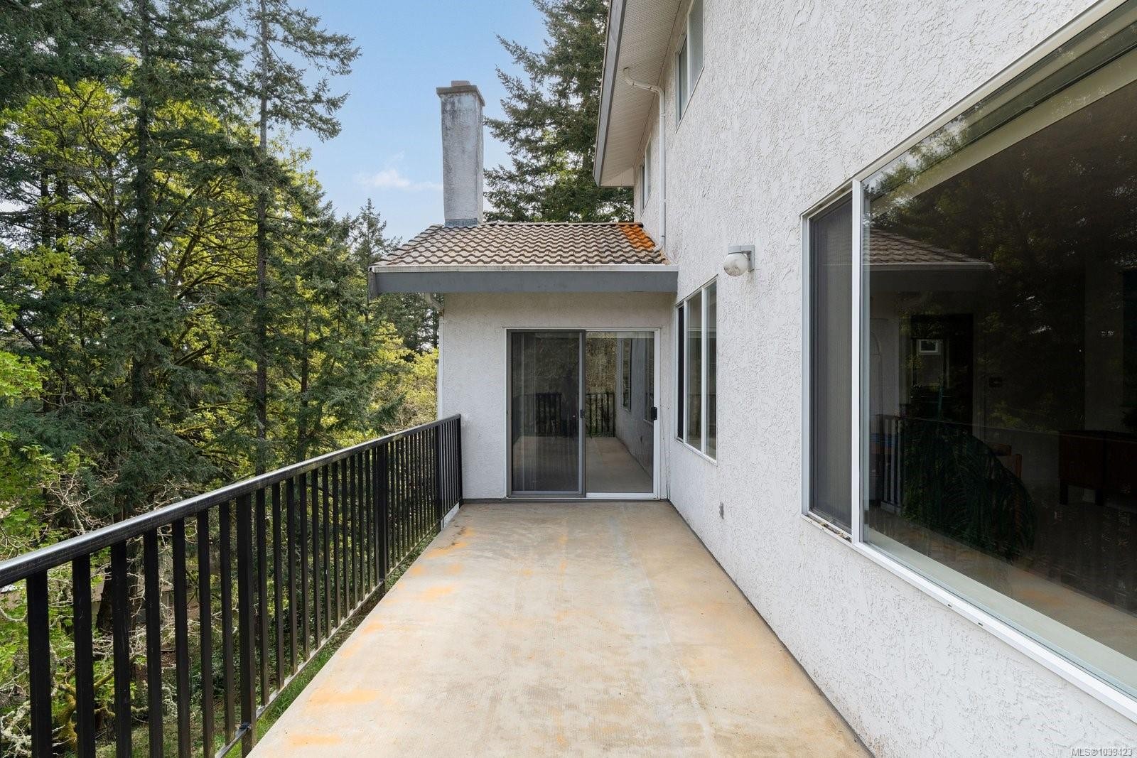 4617 Cliffwood Pl, Saanich, BC