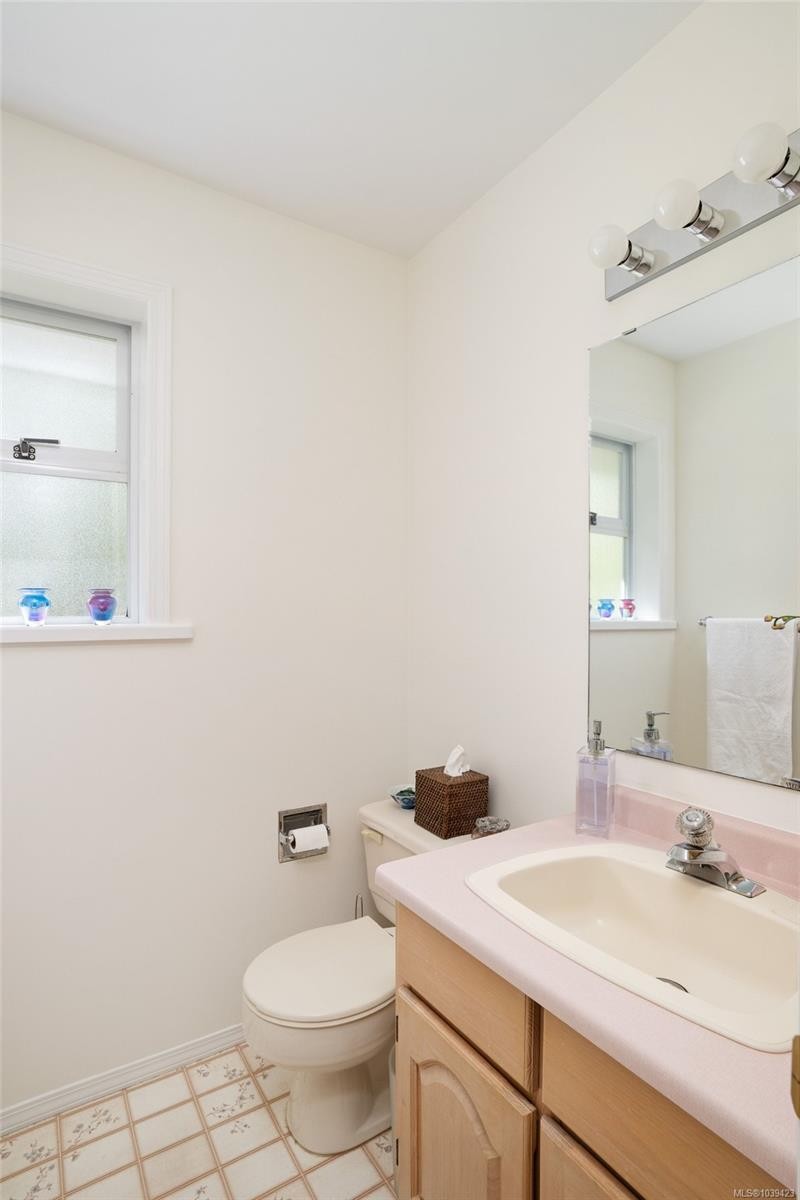 4617 Cliffwood Pl, Saanich, BC