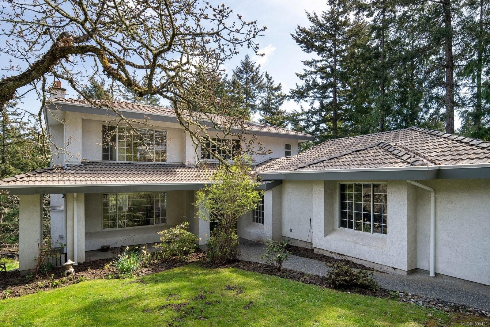4617 Cliffwood Pl, Saanich, BC