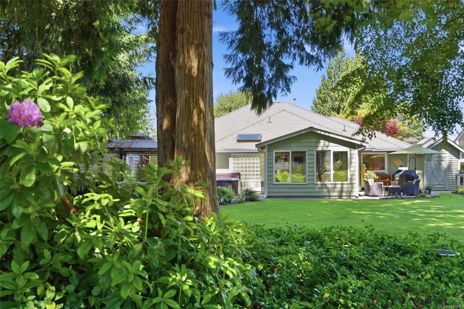 1000 Eaglecrest Dr, Qualicum Beach, BC