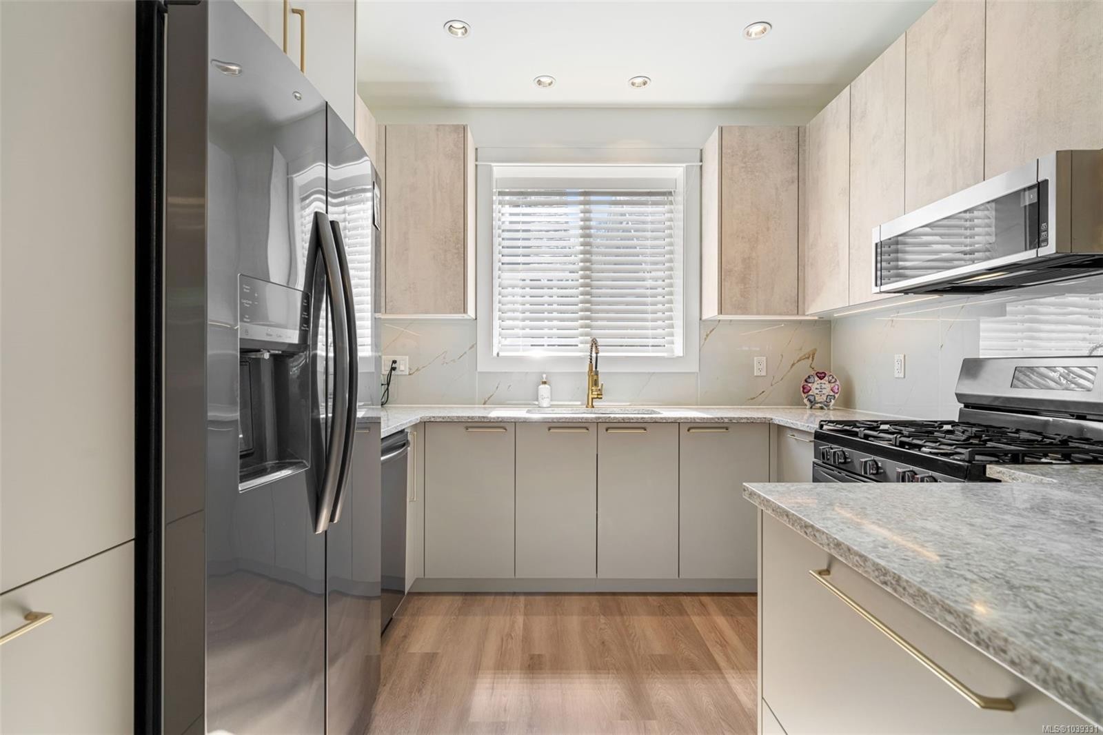 #105-1950 John Rd, North Saanich, BC