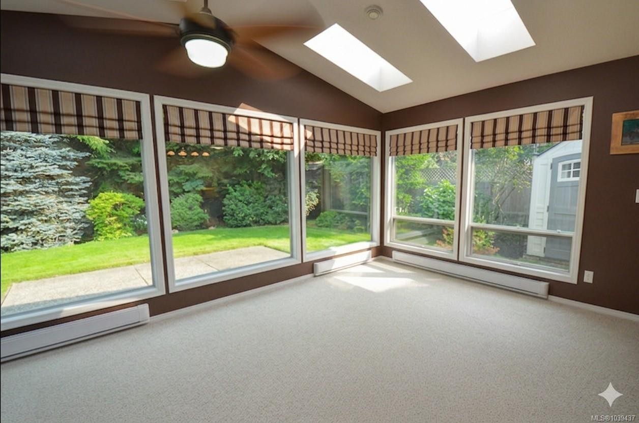 766 Canyon Cres, Qualicum Beach, BC