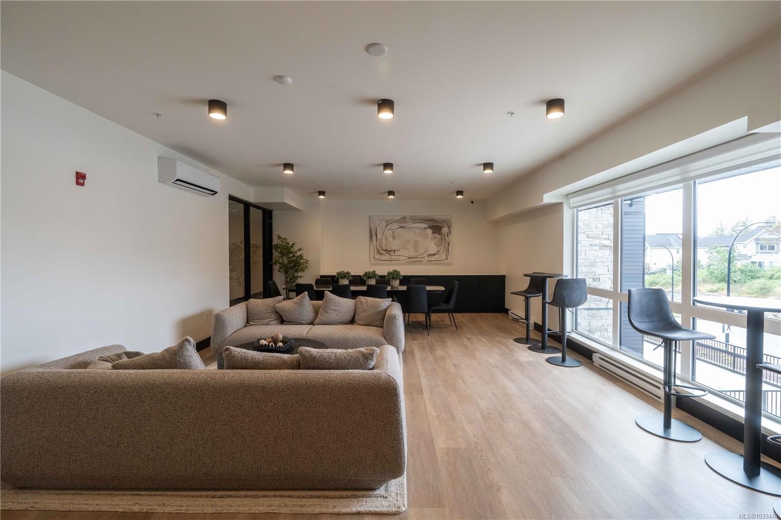 #503-2341 Bear Mountain Pkwy, Langford, BC - Indoor