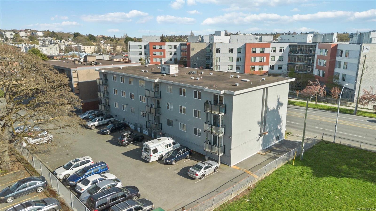 #302-904 Hillside Ave, Victoria, BC - Outdoor With Balcony