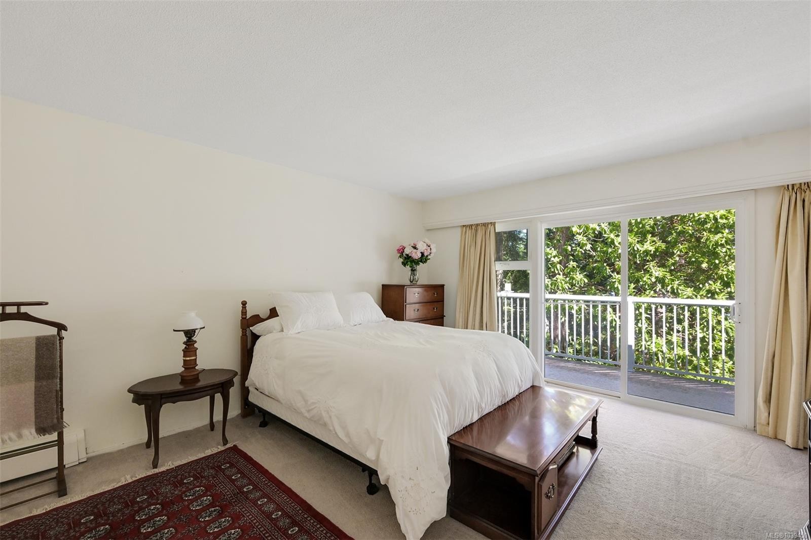 1495 Lands End Rd, North Saanich, BC