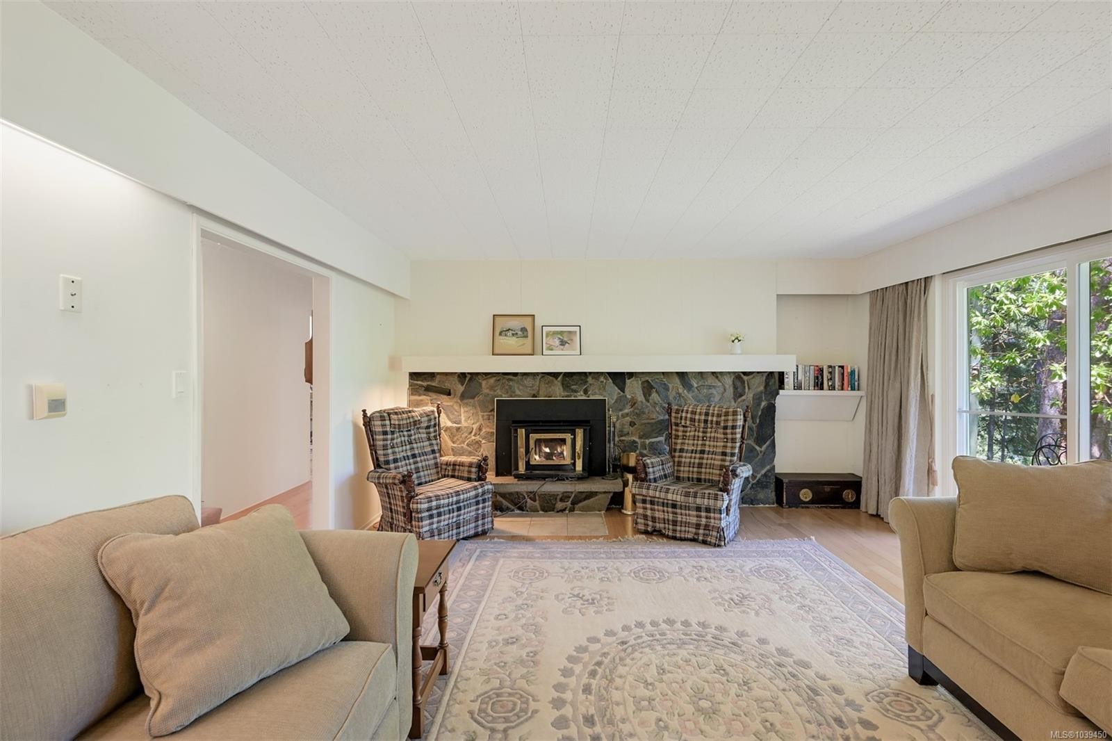1495 Lands End Rd, North Saanich, BC