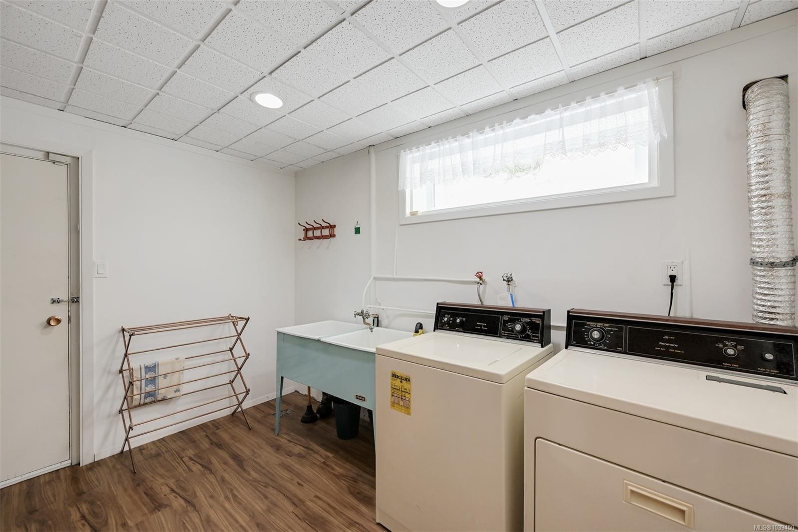 1495 Lands End Rd, North Saanich, BC